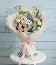 Букет цветов из:  Розы и Лизиантусы #REPLACE_PRED# Еманжелинка