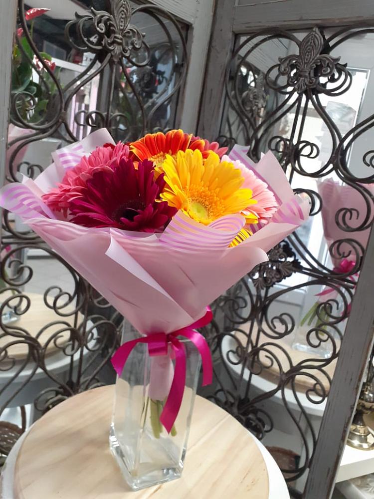 Букет цветов из: Герберы в Еманжелинка