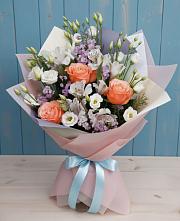 Букет цветов из:  Лизиантусы, Розы, Альстромерии и Гипсофила #REPLACE_PRED# Еманжелинка