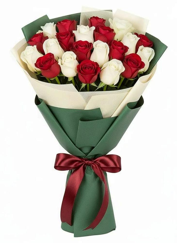 Букет Микс из красных и белых роз в Еманжелинка