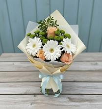 Букет цветов из:  Герберы, Розы и Хризантемы в Еманжелинка